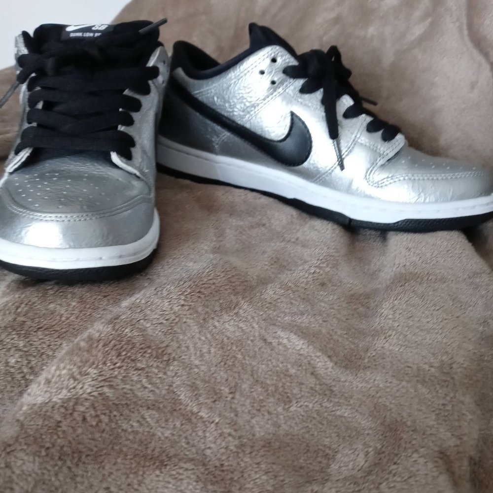 Nike Dunk Low SB Cold Pizza